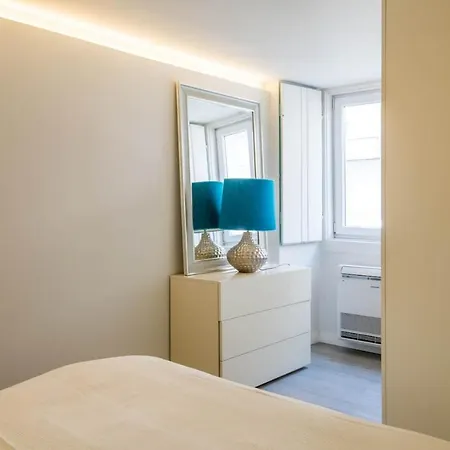 Sunny & Lovely W/ Patio By Lovelystay Apartment Lisbon